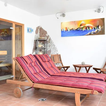 Appartement In Altenmarkt With A Balcony